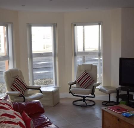 46 West Strand Avenue Portrush Exterior foto